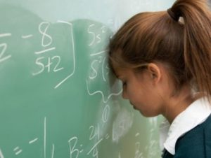 desempenho escolar vs origem social