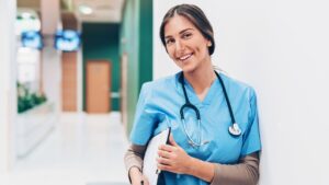 Curso Técnico de Enfermagem gratuito pelo governo